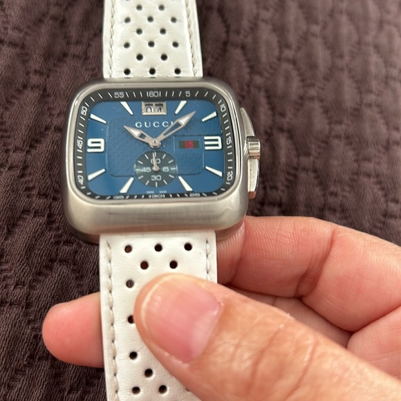 COPY - GUCCI G-Coupe 131.3 Swiss Chrono watch.  Gucci box. Original strap GUC. - Picture 9 of 11